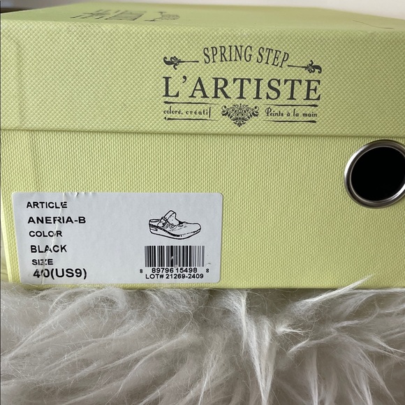 L'Artiste by Spring Step Aneria clogs in black leather. - Picture 10 of 12